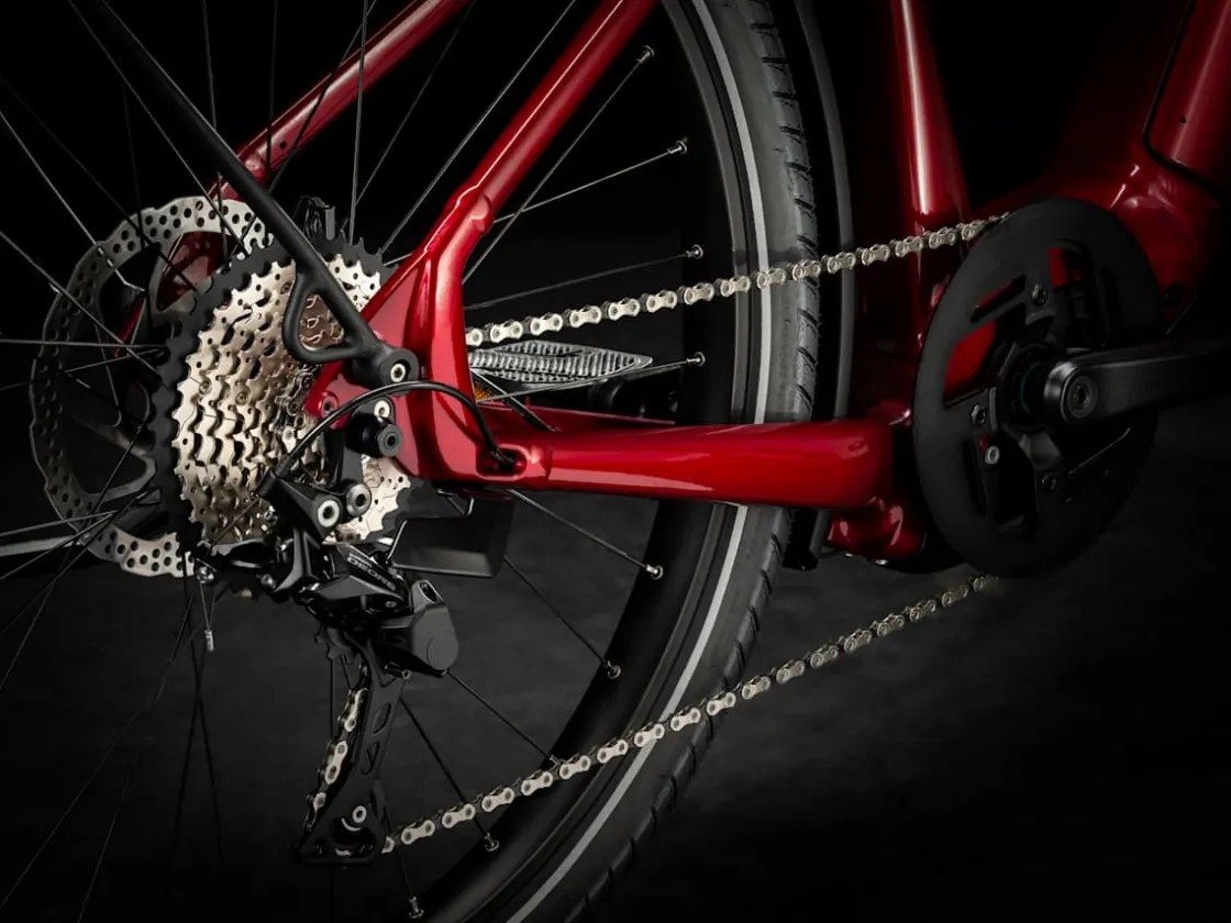 Trek Bikes Allant+ 8S Stagger Outlet