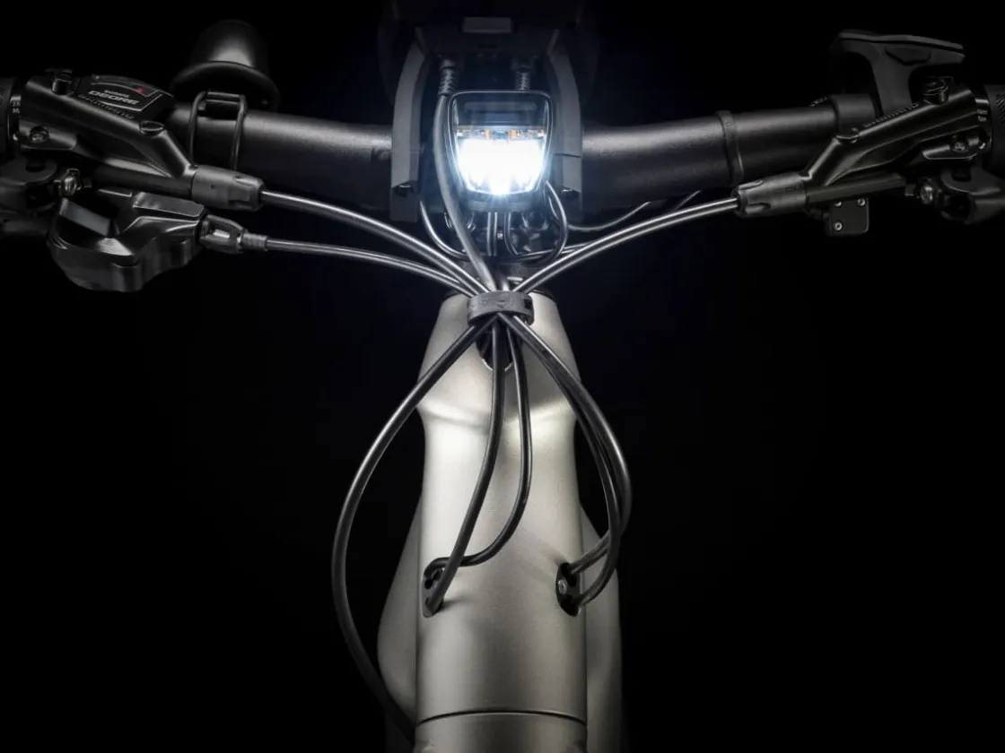 Trek Bikes Allant+ 8S Stagger Outlet