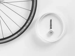 Trek Bikes Bontrager Aeolus RSL 37 TLR Disc Road Wheel Black Best