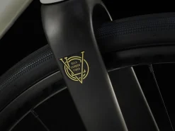 Trek Bikes Domane AL 4 Gen 4 Fashion
