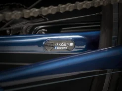 Trek Bikes Domane AL 2 Rim Gloss Mulsanne Blue/Matte Trek Black Store