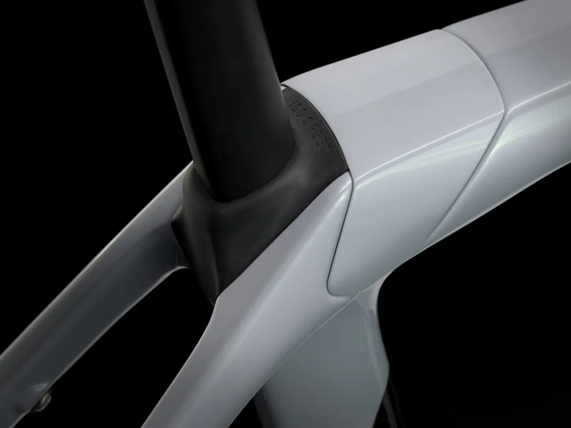 Trek Bikes Domane SL 5 Gen 4 Hot