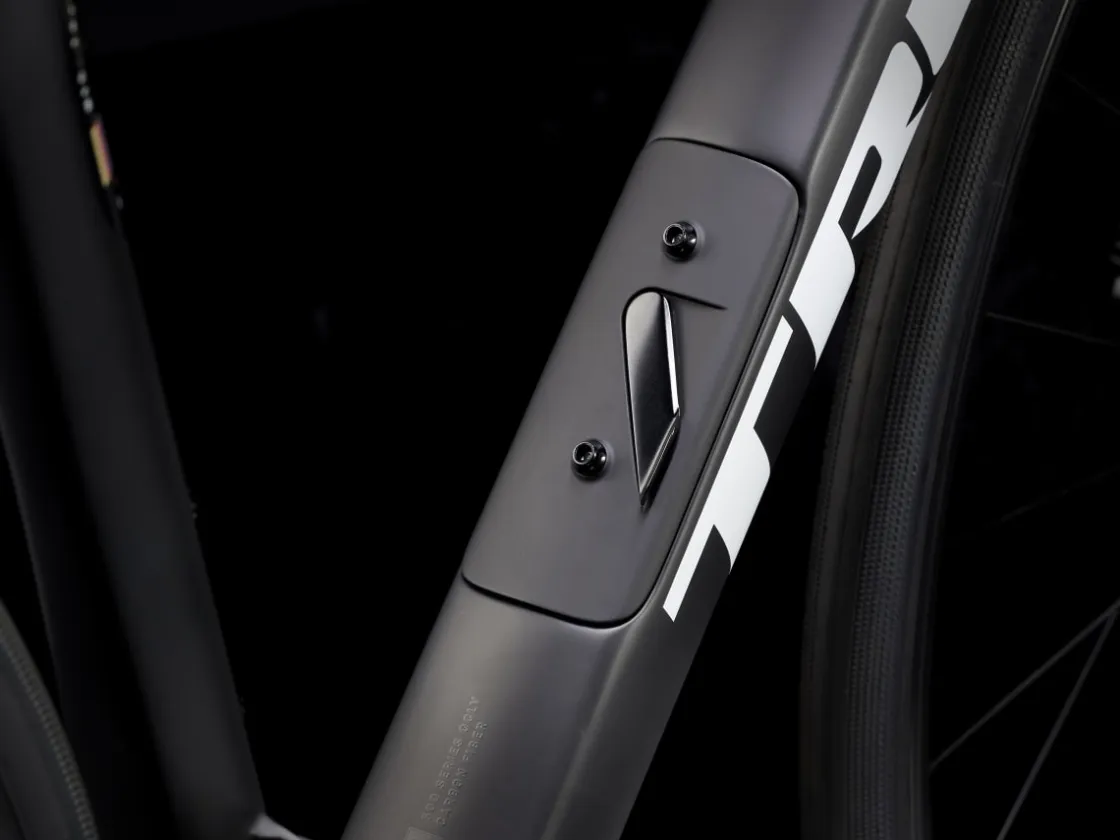 Trek Bikes Domane SL 5 Gen 4 Hot