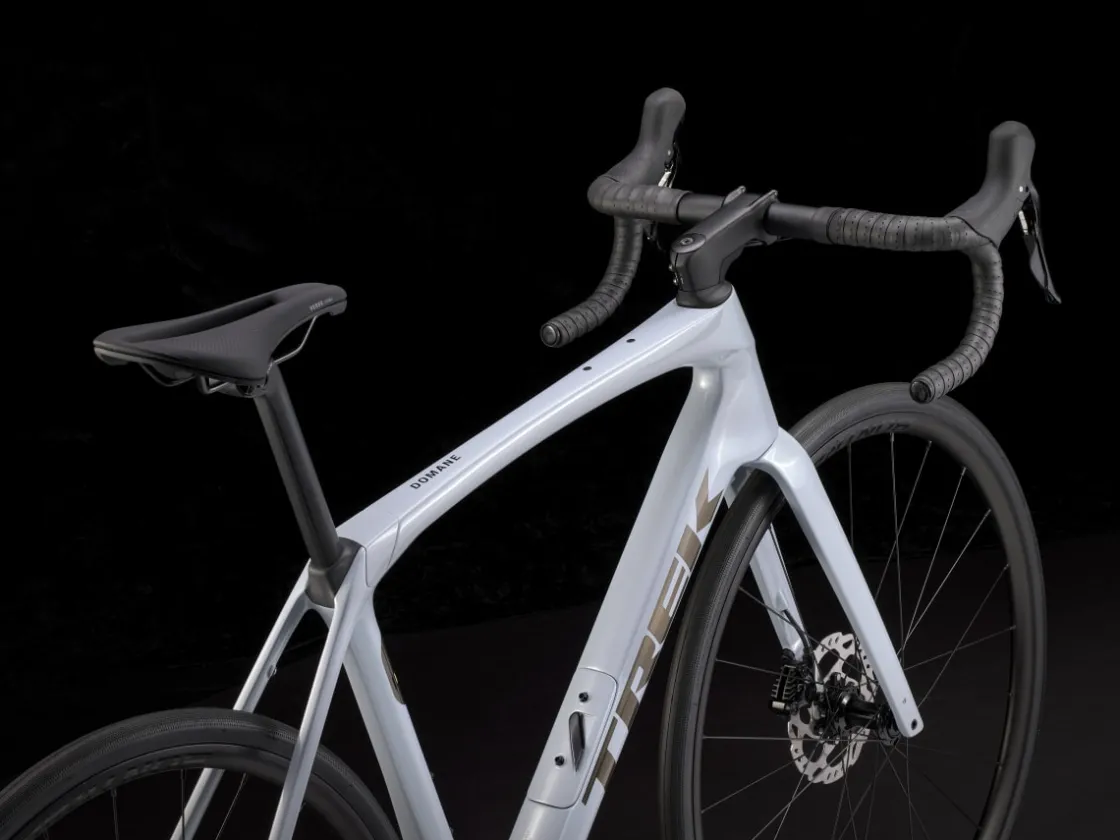 Trek Bikes Domane SL 5 Gen 4 Hot