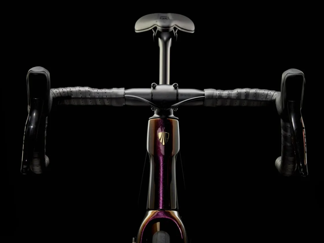 Trek Bikes Domane SLR 9 AXS Gen 4 Team Replica:Metallic Red Smoke to Blue Smoke Fade Online