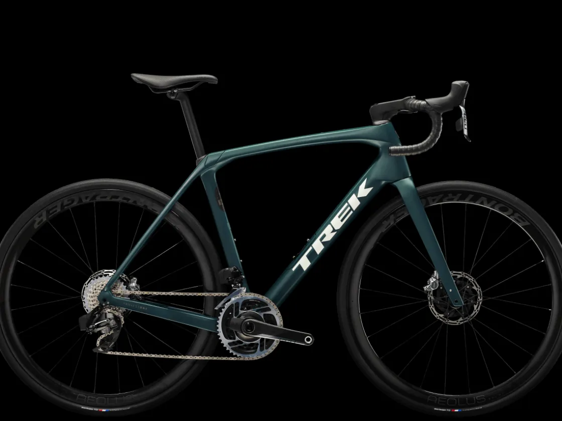 Trek Bikes Domane SLR 9 AXS Gen 4 Team Replica:Metallic Red Smoke to Blue Smoke Fade Online