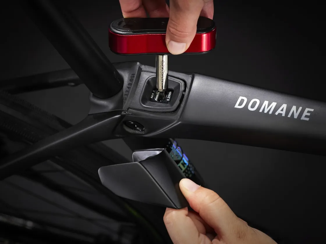 Trek Bikes Domane SLR 9 AXS Gen 4 Team Replica:Metallic Red Smoke to Blue Smoke Fade Online