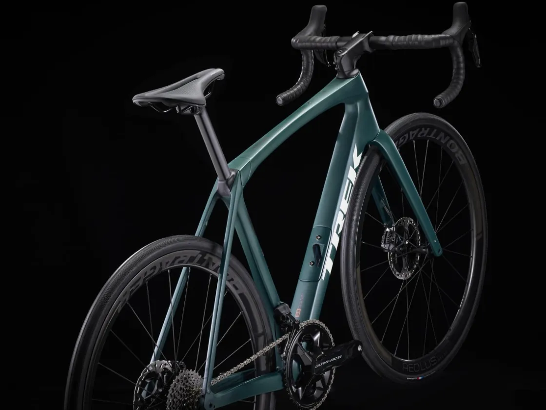 Trek Bikes Domane SLR 9 Gen 4 Outlet