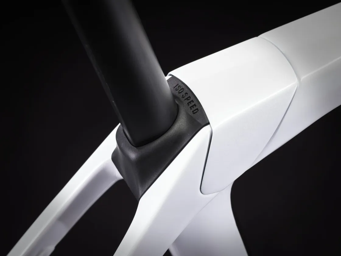 Trek Bikes Domane SLR 9 Gen 4 Outlet