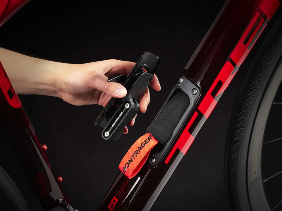 Trek Bikes Domane SLR 9 Gen 4 Outlet