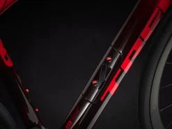 Trek Bikes Domane SLR 9 Gen 4 Outlet