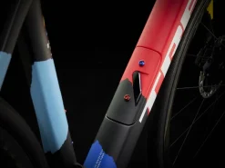 Trek Bikes Domane SLR 9 Gen 4 Outlet