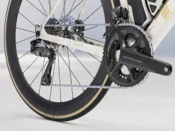 Trek Bikes Madone SLR 7 Gen 8 Online