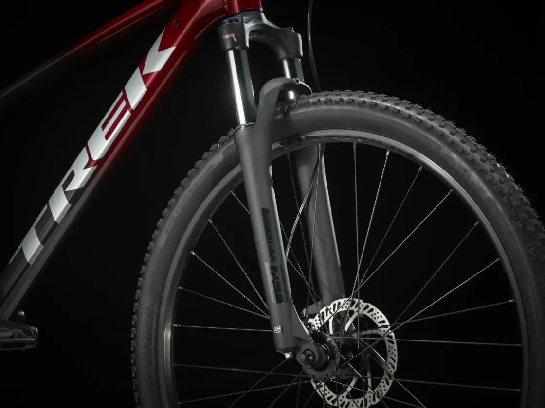 Trek Bikes Marlin 6 Gen 2 Rage Red to Dnister Black Fade Flash Sale