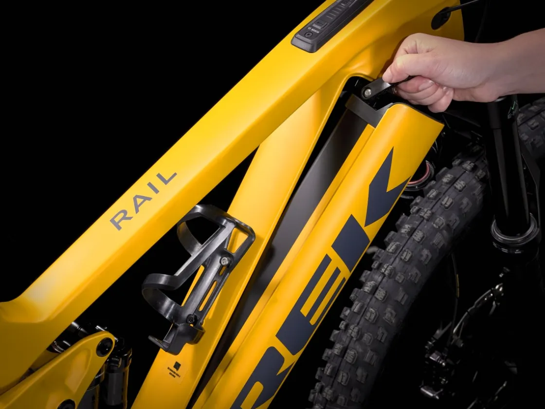 Trek Bikes Rail 9.8 XT Gen 4 Hot