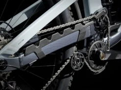 Trek Bikes Slash 8 Gen 6 Outlet