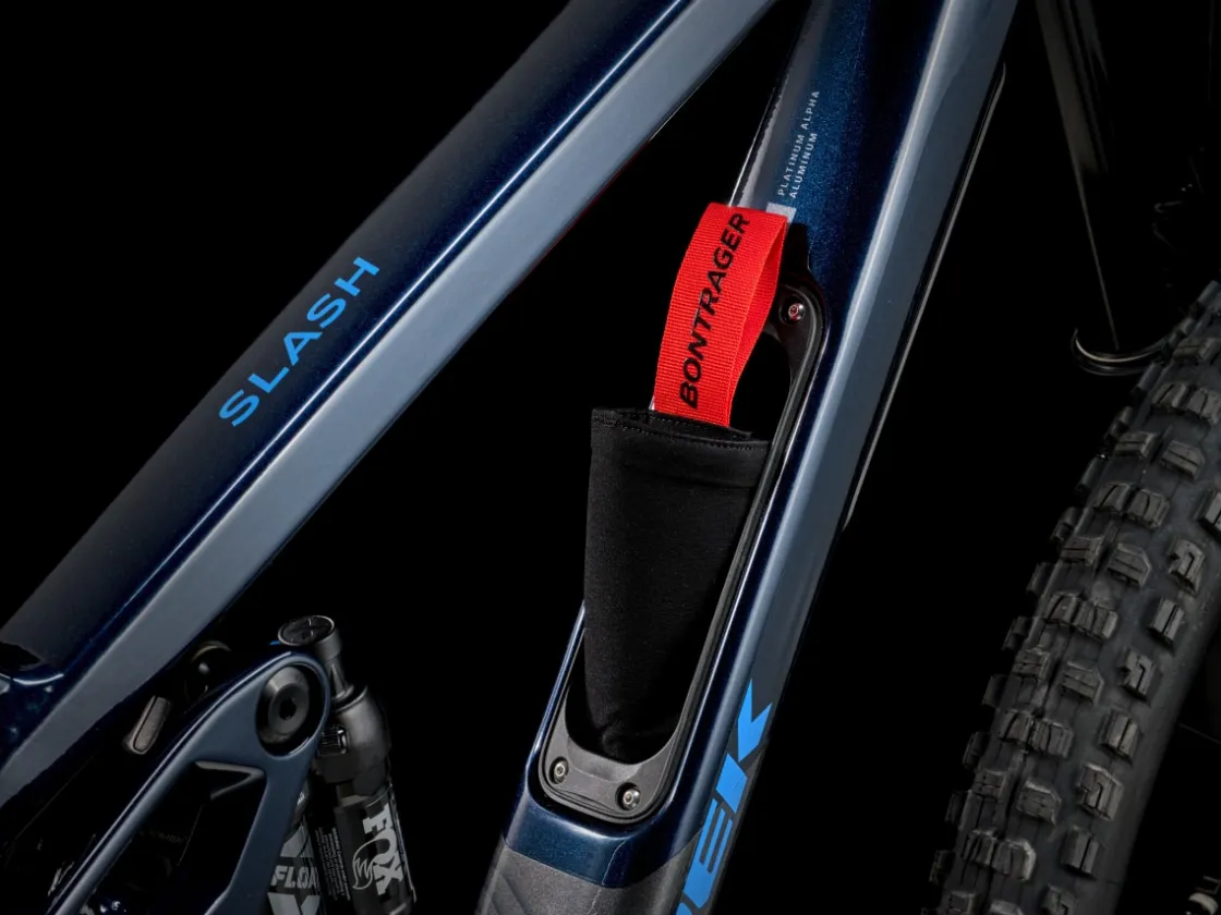 Trek Bikes Slash 8 Gen 6 Outlet