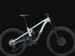 Trek Bikes Slash 8 Gen 6 Outlet