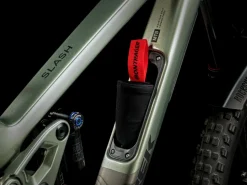 Trek Bikes Slash 9.8 GX AXS T-Type Gen 6 Clearance