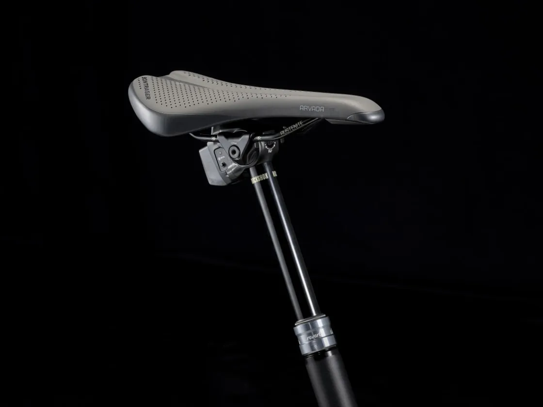 Trek Bikes Slash SE Gen 5 Quicksand/ Battleship Blue Best