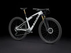 Trek Bikes Supercaliber SLR 9.9 XTR Gen 2 Hot
