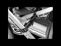 Trek Bikes Thule OutWay 3-Bike Hanging Trunk Rack Black/Silver New