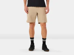 Trek Bikes Trek Quantum Fitness Bike Short Hot